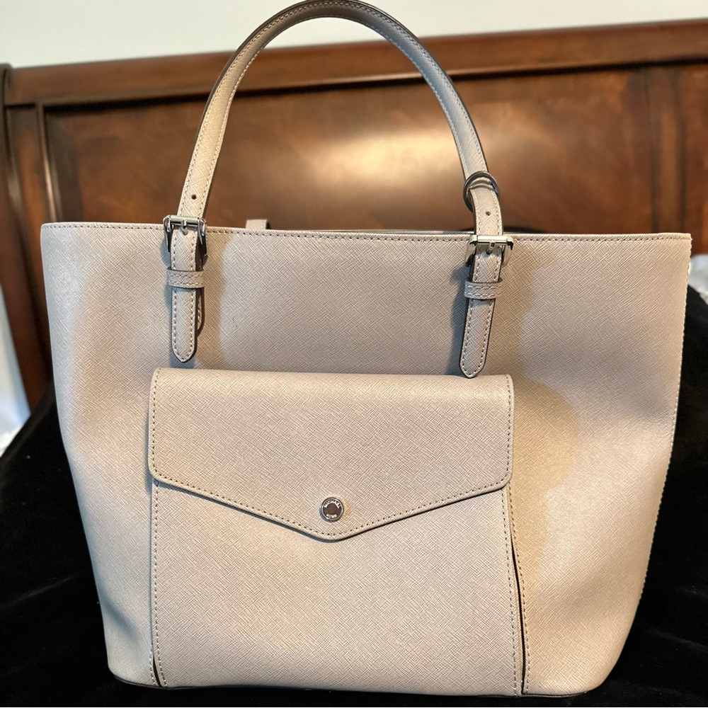 Michael Kors leather tote
